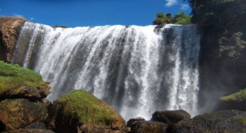 lang-biang-waterfall